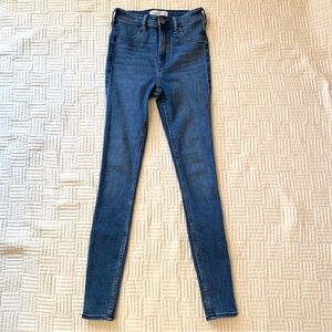 Abercrombie & Fitch High Rise Blue Jeggings Size 24